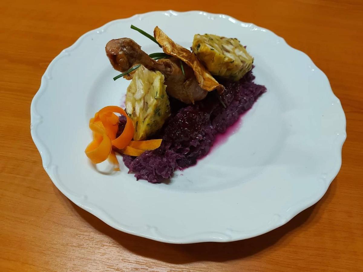 Penzion Adak Hotell Párnica Eksteriør bilde